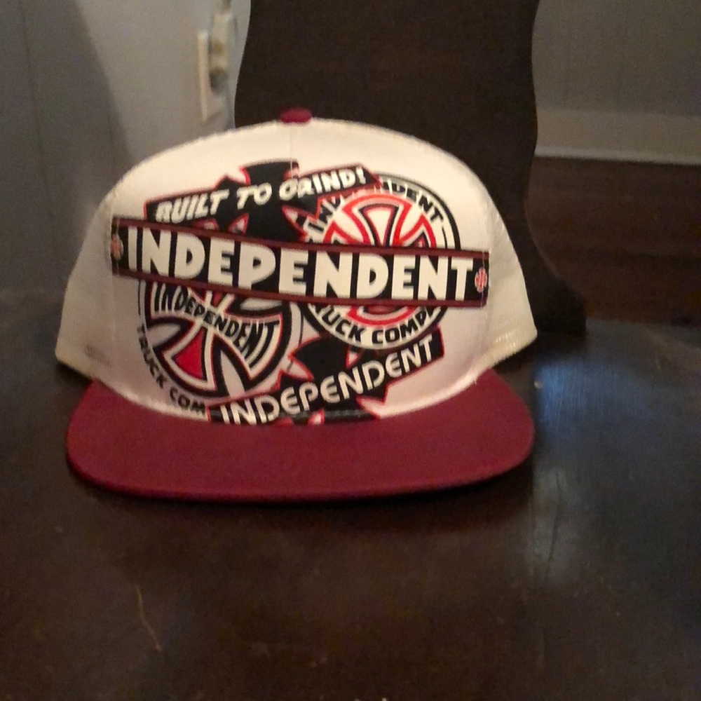 Independent snap back